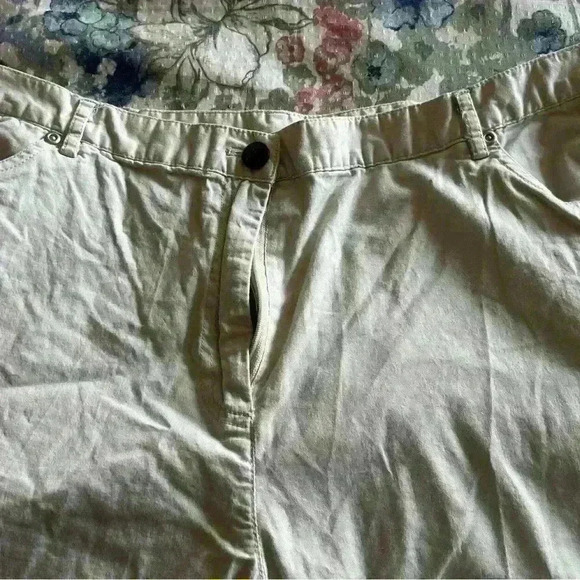 Women Lara Ian’s capris pants off white size 16 - Picture 3 of 6